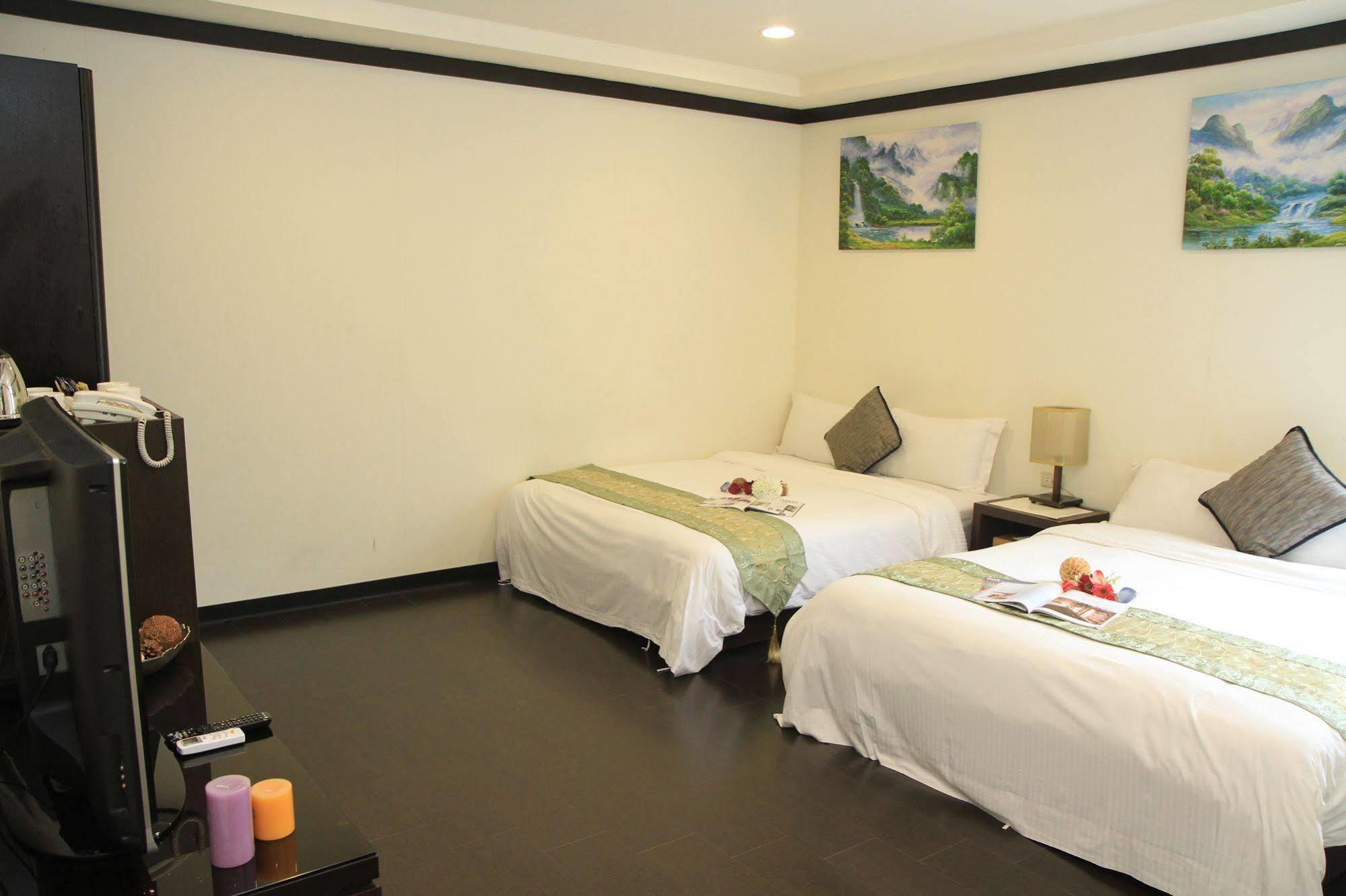 Beauty Garden Hotel Wulai Exterior photo